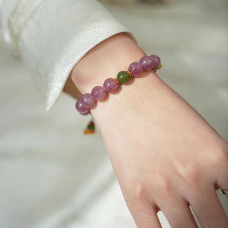 Handcrafted Rose Quartz Bracelet – Timeless Chinese-Style Gift