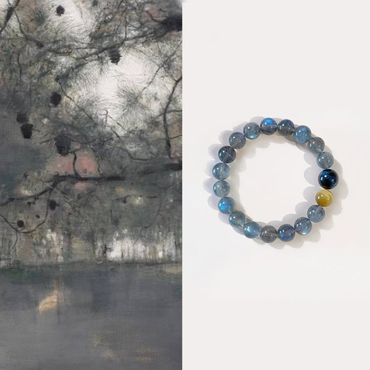 Elegant Crystal Bracelet – Gray Moonstone with Golden Tiger Eye