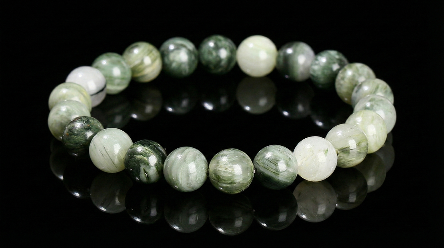 Green Serpentine Crystal Bracelet – Minimal Style