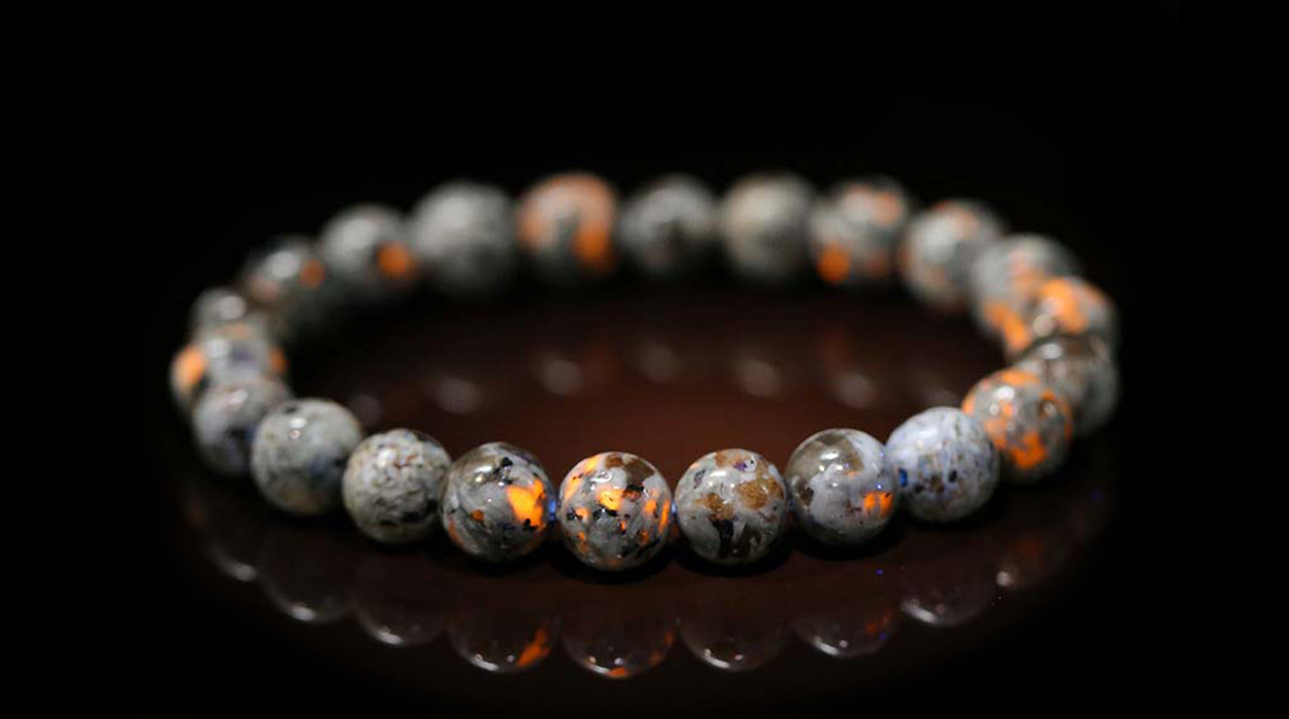 Natural Flame Stone Bracelet – Bold Style