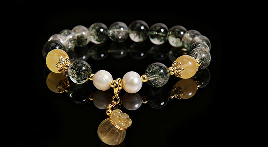 Elegant Green Phantom Quartz Bracelet – Abundance, Wealth & Positive Energy